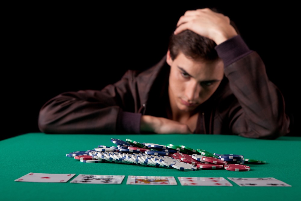 10 'Tells' of a Gambling Addict